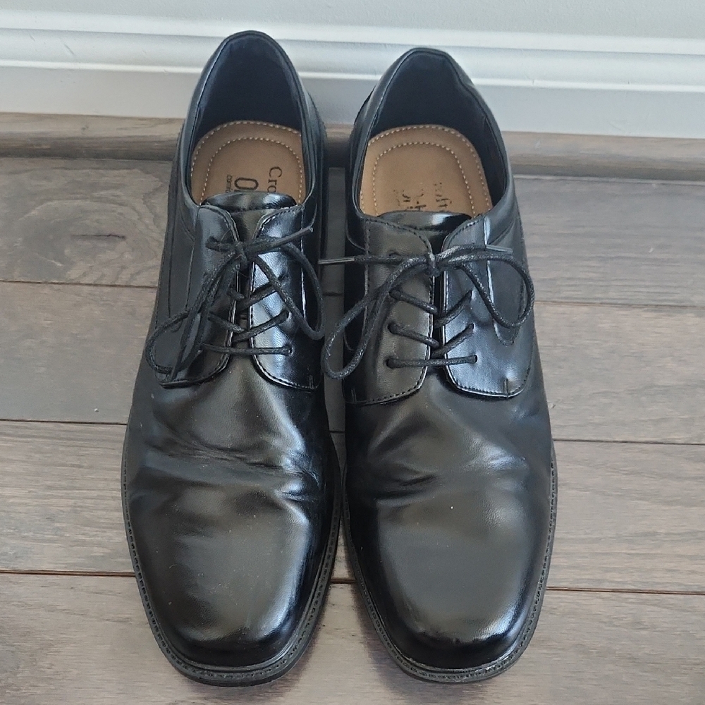 Calvin Klein Black Oxford Leather Shoes with Polished Finish